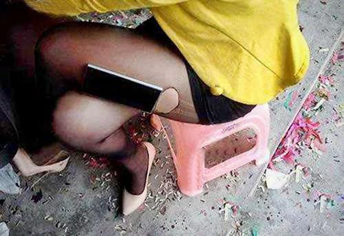 破了的丝袜图片,揭示时尚与脆弱的微妙平衡